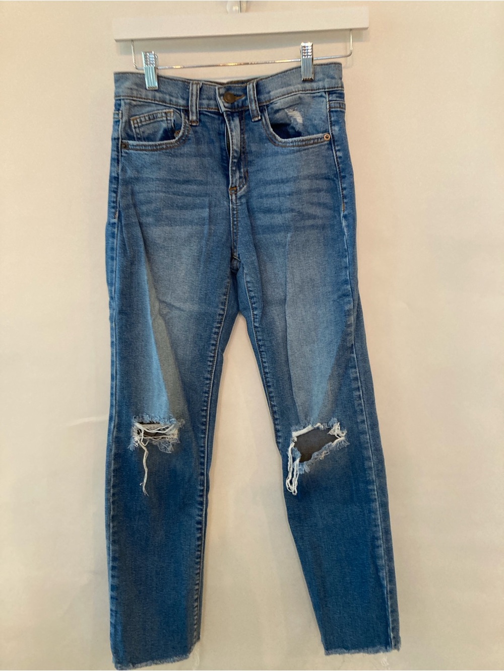 Altar’d State Classic Distressed Women's Blue Jeans size 24